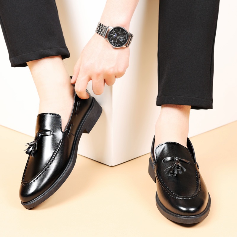 รองเท้าหนังแท้พู่สีดำสำหรับผู้ชายอินเทรนด์ รองเท้าโลฟเฟอร์มัน สลิปออนลำลองแบบธุรกิจสไตล์อังกฤษ - รูปที่ 6