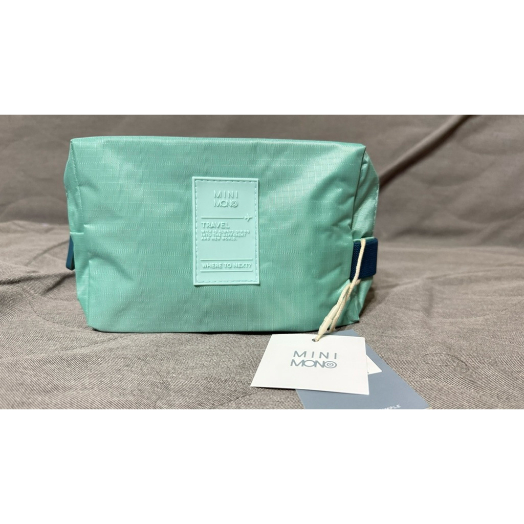 Mini mono cosmetic bag กระเป๋าใส่เครื่องสำอางค์