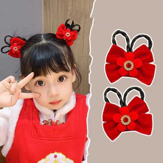 กิ๊บติดผมโบว์สีแดง, กิ๊บติดผมสีแดงพร้อมผมเปียปลอม, กิ๊บติดผมสำหรับปีใหม่