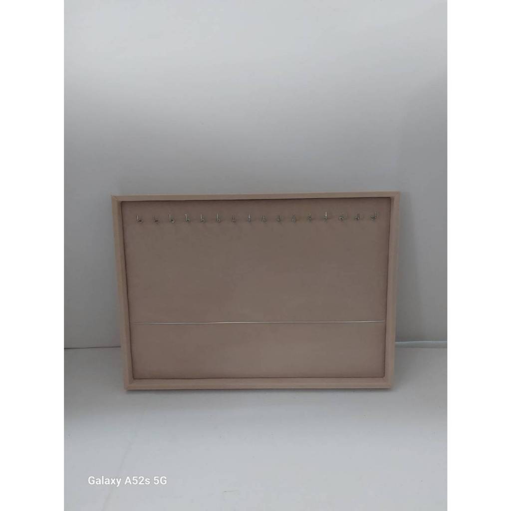 ถาดแหวนฟูกกำมะหยี่ มี 6 ขนาด (วัดขนาดเป็นนิ้ว) ให้เลือกทั้งสีดำและสีแดง - รูปที่ 4