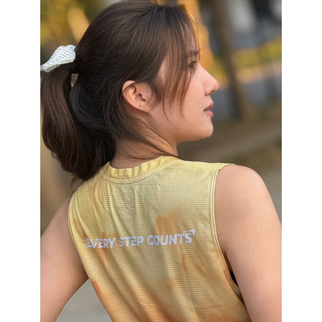 Runnal Crop Top เสื้อใส่เที่ยว ใส่ออกกำลังกาย น้ำหนักเบา สวมใส่สบาย ไม่อึดอัด - รูปที่ 4