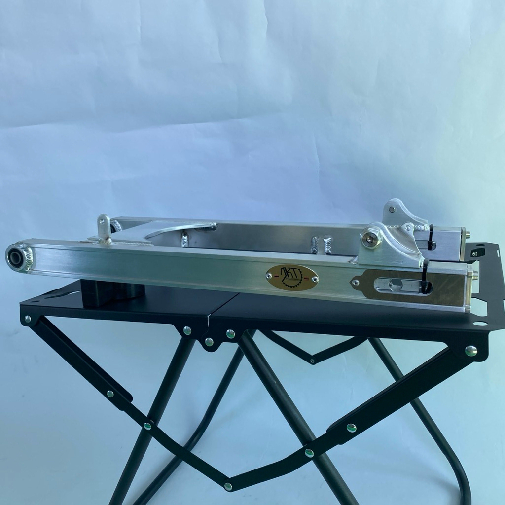 สวิงอาร์ม DKT W125iปลาวาฬ กล่องคีบ ยืด1นิ้ว.