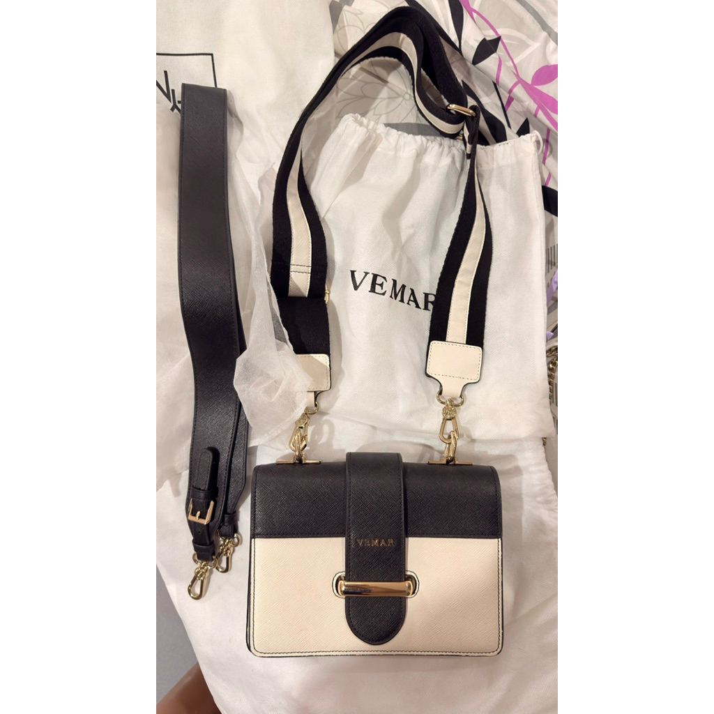 กระเป๋าสะพายข้าง Vemar แท้ 💯 ดำขาว vemar