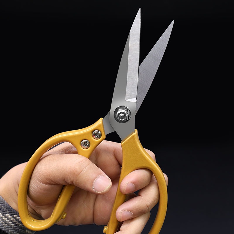 Muscle Cow 8.5นิ้ว กรรไกรตัดกระดูกไก่ กรรไกรทำครัว สแตนเลสแท้ ตัดกระดูกได้ เอนกประสงค์ คมและทนทานมาก - รูปที่ 4