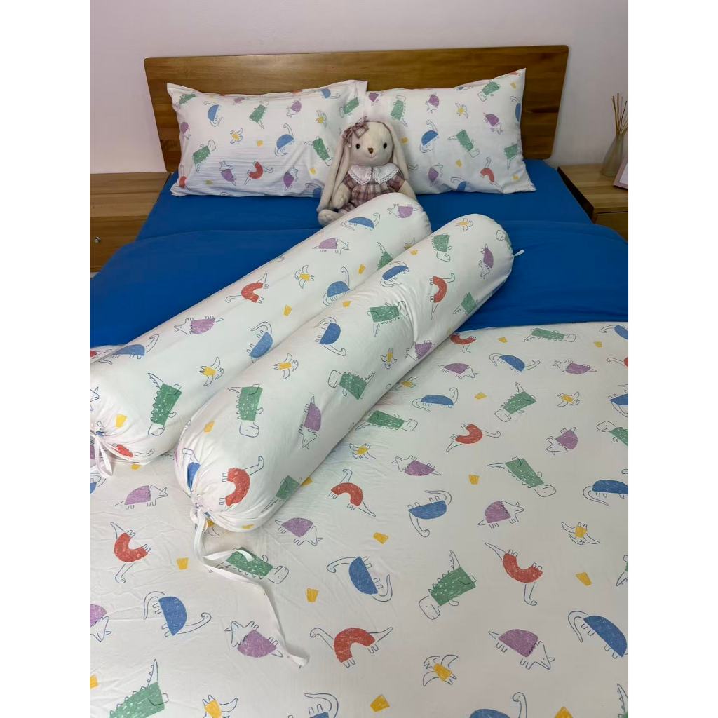 ชุดผ้าปูที่นอนครบเซ็ต 7 ชิ้น ขนาด Complete Bed Sheet Set, 7 Pieces, Sizes 3.5, 5 and 6 Feet.
