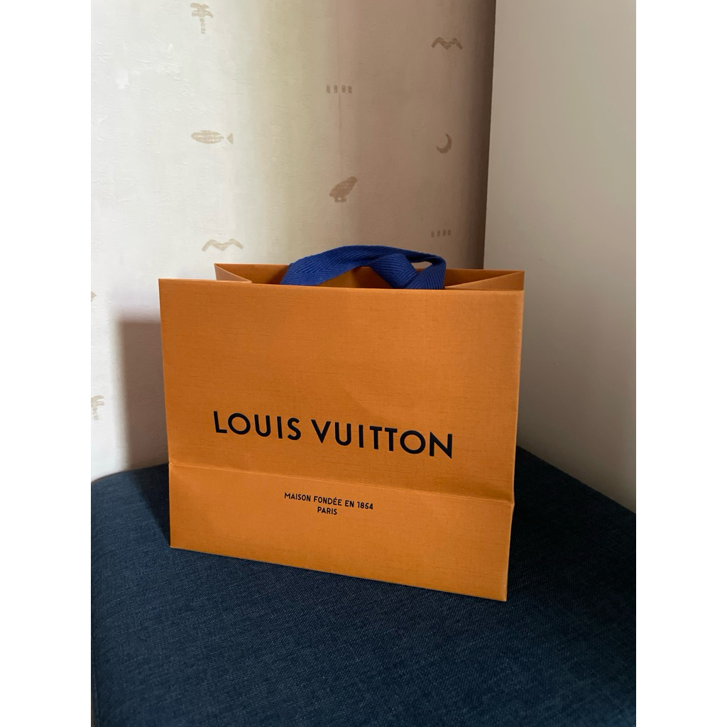 ถุงกระดาษ Louis Vitton ใบเล็ก