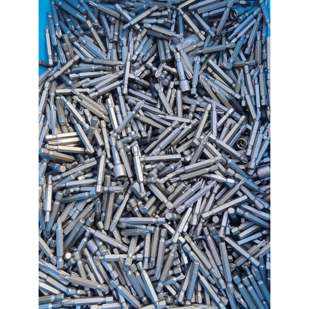 🛠️ ดอกไขควงคละแบบ (ขายเป็นกิโล) 1.5 กก. ยาว 50mm คละหัวแฉก/แบน/ท็อกซ์/หกเหลี่ยม งานช่างเกรดดี มีสนิมบ้างเล็กน้อย