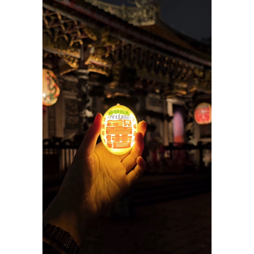 🇹🇼[Pre-order] กวนอิม  Taiwan Longshan Temple Lantern shape magnet