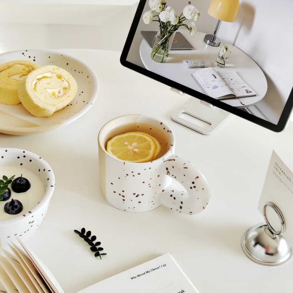 SunYoung ชุดจานชามเซรามิก สไตล์เกาหลี 🇰🇷 ลายจุดสาดสี แก้วหูอ้วน มินิมอล ของขวัญ 🎁 เข้าไมโครเวฟได้ - รูปที่ 3