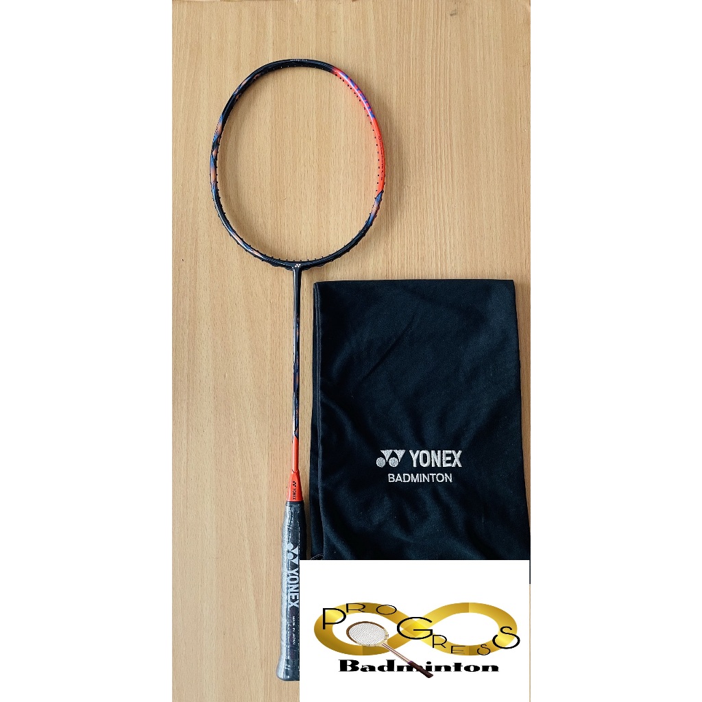 Yonex Astrox 77 Pro (4UG6)