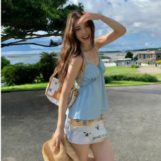 Elly พร้อมส่ง🦄เสื้อสายเดียวซาติน🦄เสื้อกล้ามคอวีหลึก สีพื้น เสื้อครอป ทรงเข้ารูปงานสวย เรียบหรู แฟชั่นเซ็กซี่ผู้หญิง
