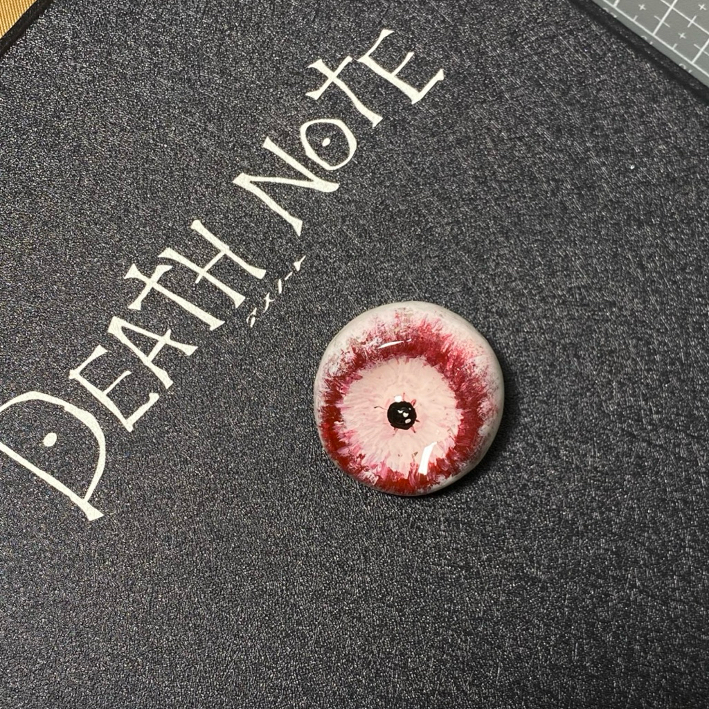 พร้อมส่ง 🫶🏻 ดินปั้นแฮนด์เมด Worry Stone ถูๆ คลายกังวล ธีมฮาโลวีน ลูกตาสุดหลอน~ 👀 ปั้นจากดินเยื่อกระด