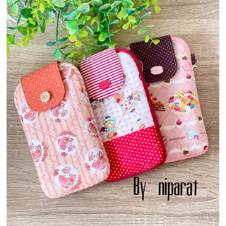 กระเป๋าใส่โทรศัพท์มือถือทรงฝาปิดมี2ช่องขนาด11x18cmพร้อมสายคล…