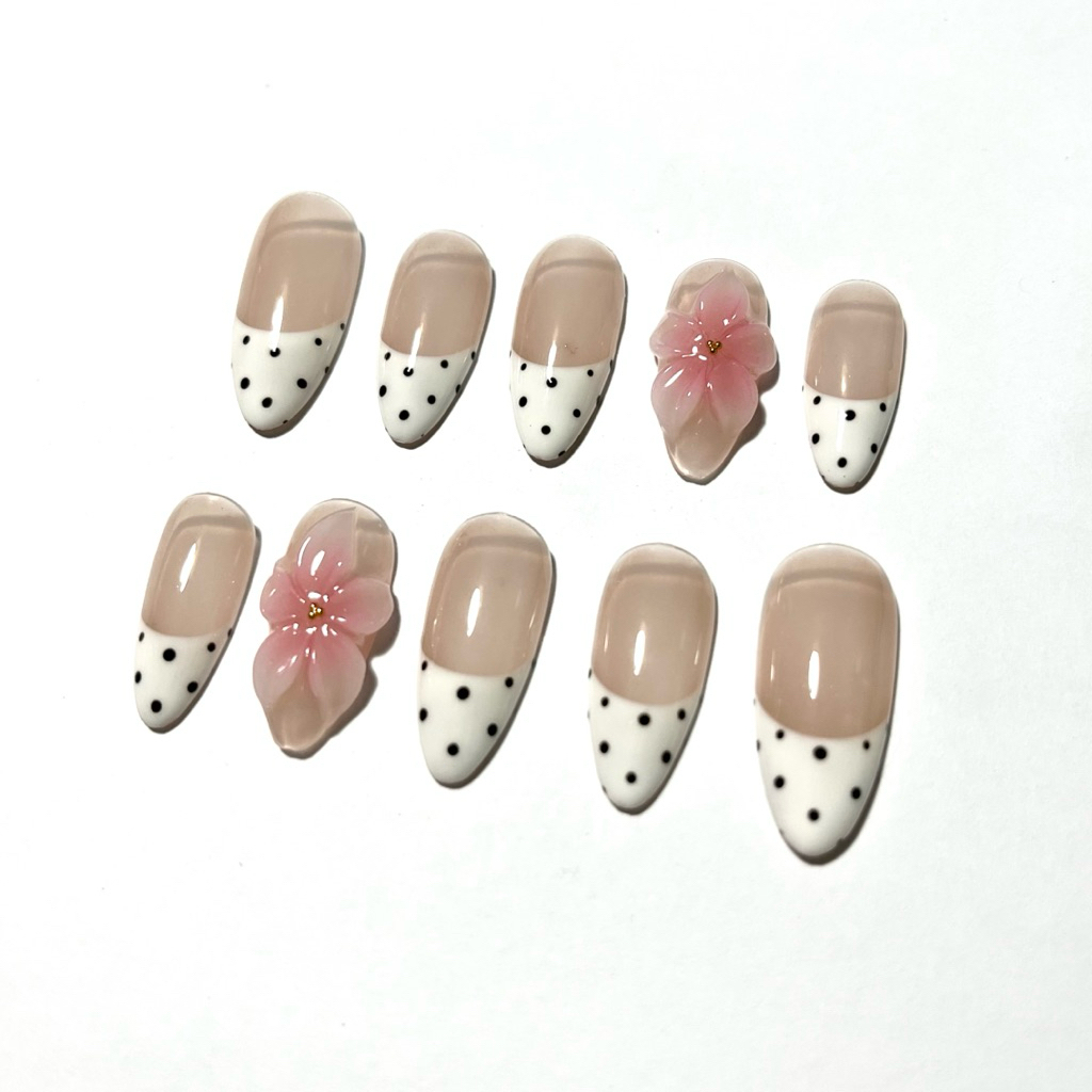 🌸press on nails - ドット‎ ꒱ᵎᵎ