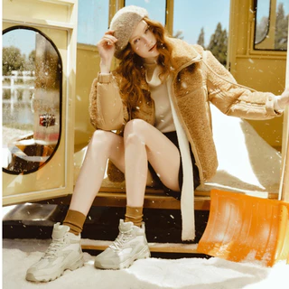 Skechers สเก็ตเชอร์ส รองเท้าผู้หญิง Women Online Exclusive Modern Comfort Winte Big Lug Shoes - 167844-NAT
