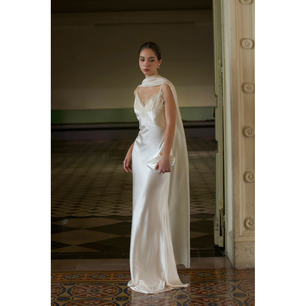 OPHELIA Lace & Silk Dress 🌷🍑