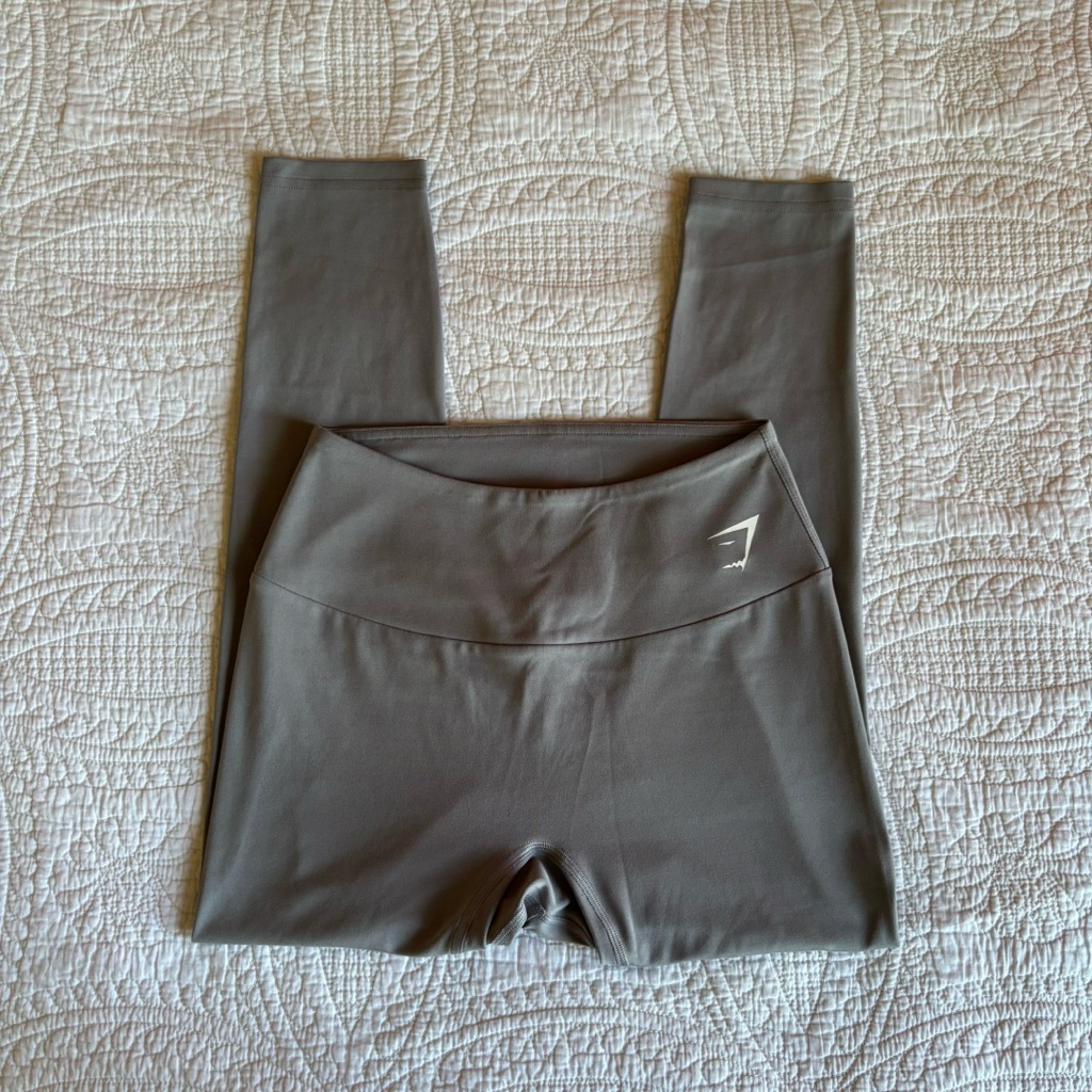 gymshark leggings มือสองเหมือนใหม่