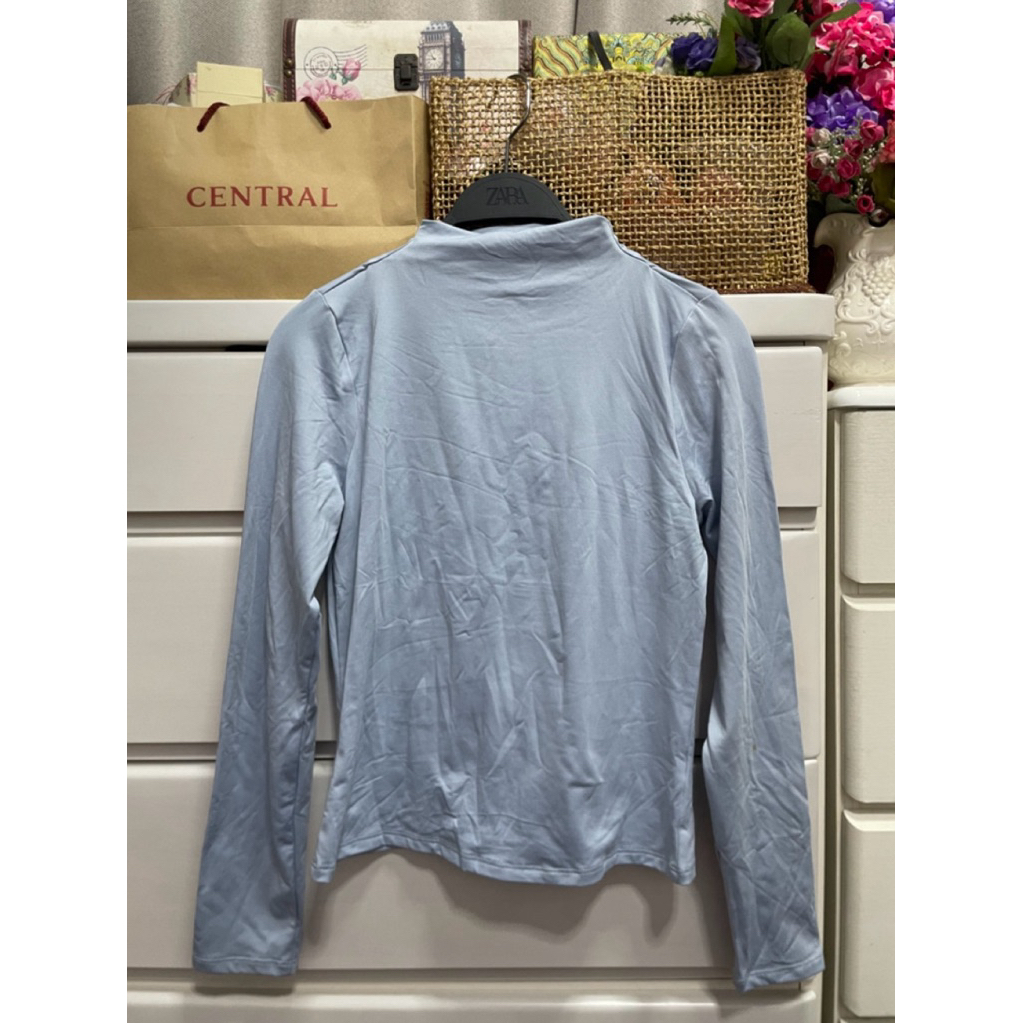 เสื้อแขนยาวคอเต่าแบรนด์ IRIS (A111)