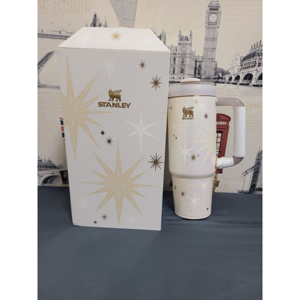 พร้อมส่ง แก้วเก็บความเย็น The Quencher® Luxe H2.0 FlowState™ Tumbler 30 OZ Starlight Shimmer