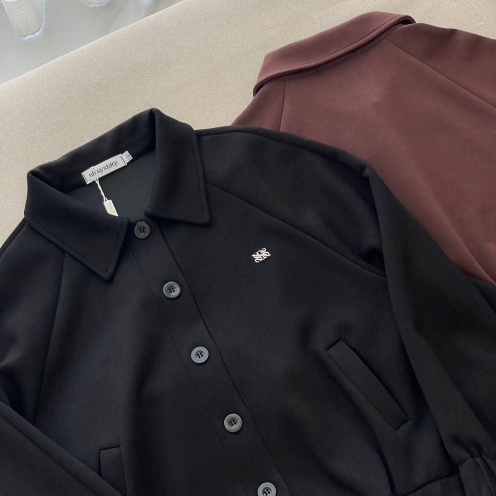 SISSY : เสื้อ Jacket แขนยาวปลายสม็อค (S–XL) คอปก กระดุมหน้าใช้งานได้จริง ปักอะไหล่เงิน Everyday Elegant Look รูปที่ 2