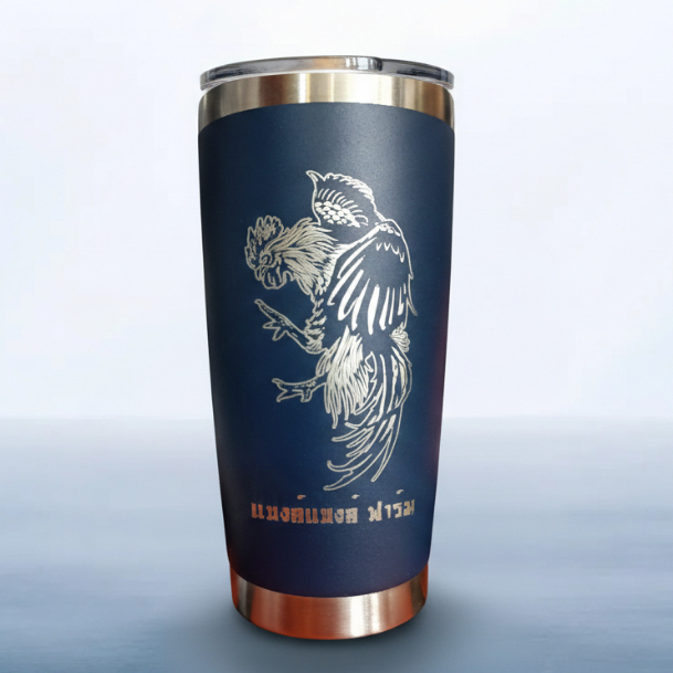 แก้วเก็บอุณหภูมิเลเซอร์รูปชื่อหรือข้อความดีไซน์ขอบเลสบนล่าง 20oz./600ml ฝายกดื่ม