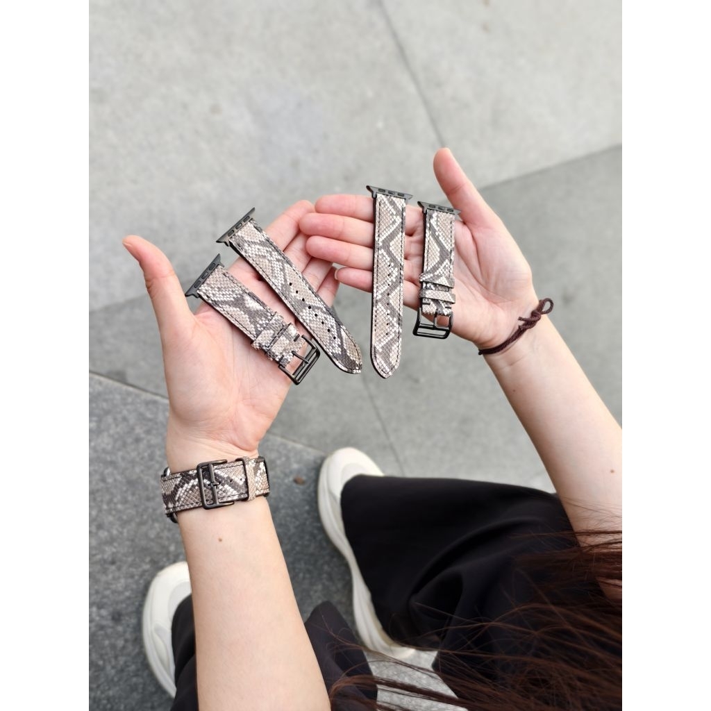 Snake leather watch strap. สายนาฬิกา Ap. Watch หนังงูเหลือมแท้ 🐍