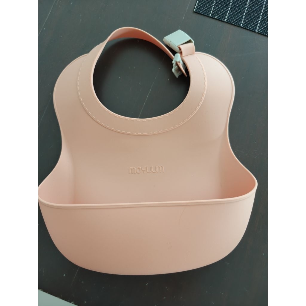 MOYUUM Bib ผ้ากันเปื้อนเด็กซิลิโคน