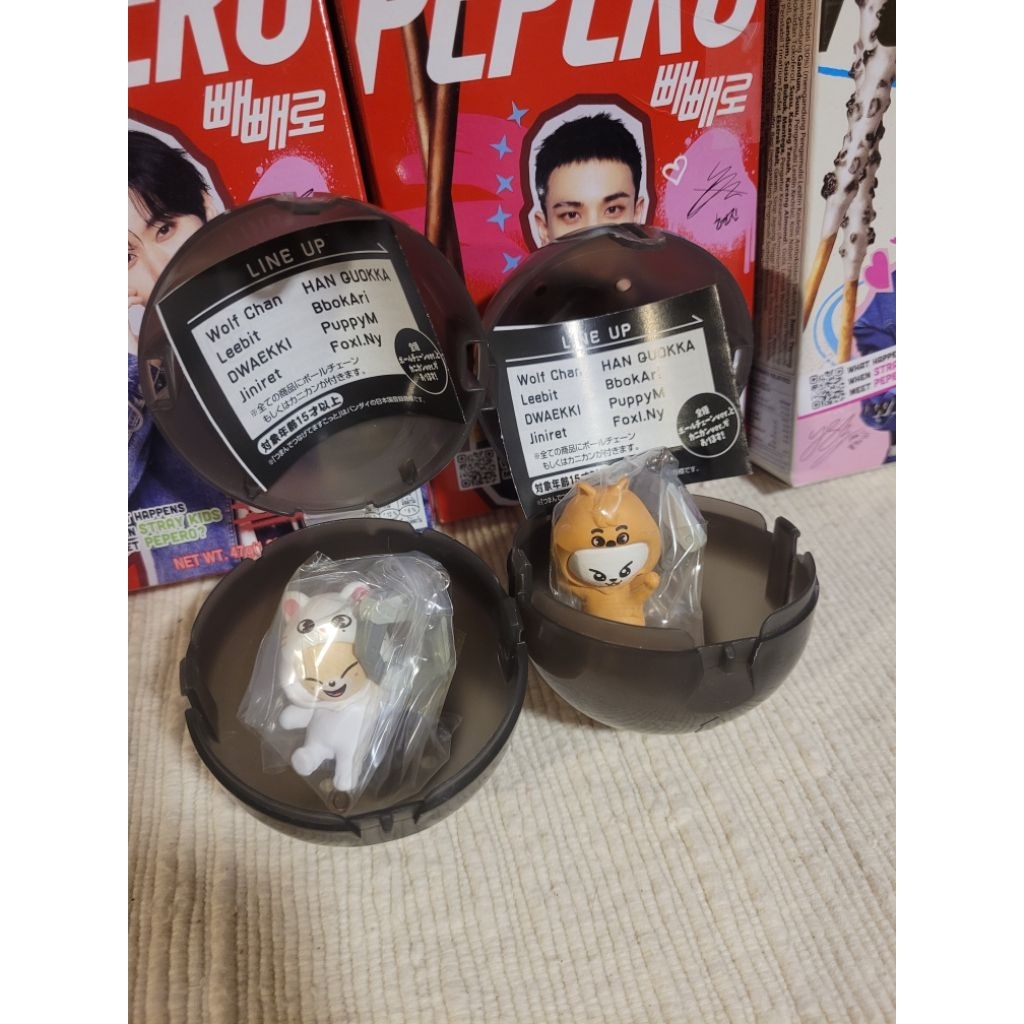 พร้อมส่ง​ ‼️ ของแท้​ กาชาปอง​ skzoo รุ่นที่คีบ​ พร้อมใข่ใบปิด