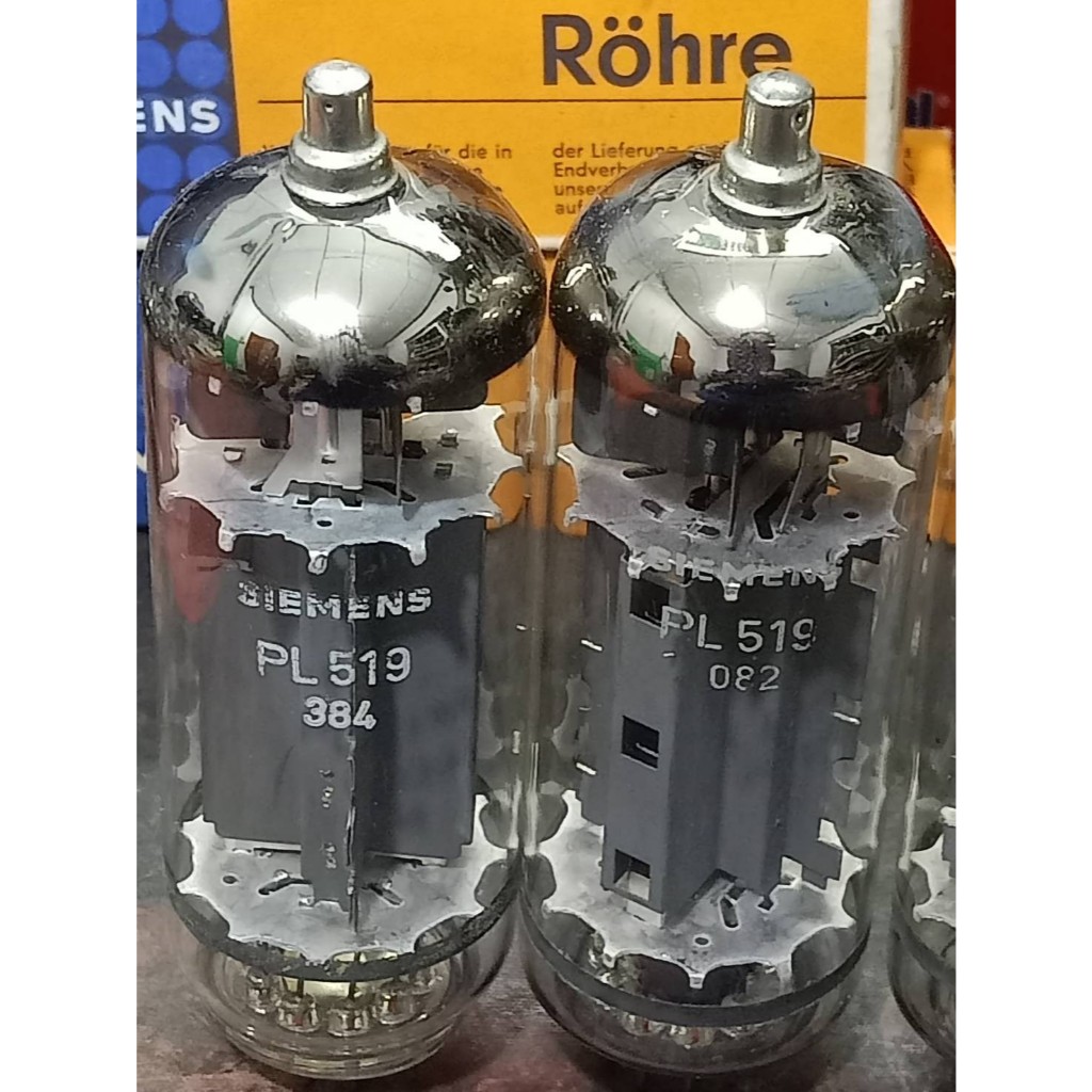 PL519  tube Siemens PL519 40KG6A original box (ราคาต่อหลอด)