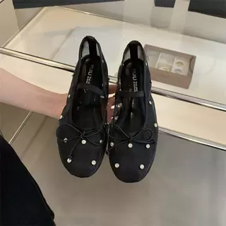 รองเท้าบัลเล่ต์ทรงแฟลตน่ารัก สวมใส่สบายสำหรับผู้หญิง "แนะนำให้ซื้อขนาดใหญ่กว่าปกติหนึ่งไซส์"