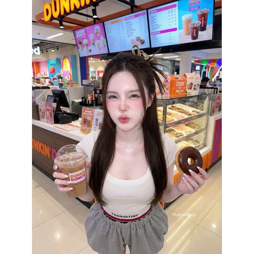 💞🌟 ลุคชิวๆเซท2ชิ้นเสื้อคอยูมาพร้อมกางเกงขาสั้นทรงบอลลูนแต่งเอวtytสุดฮิต