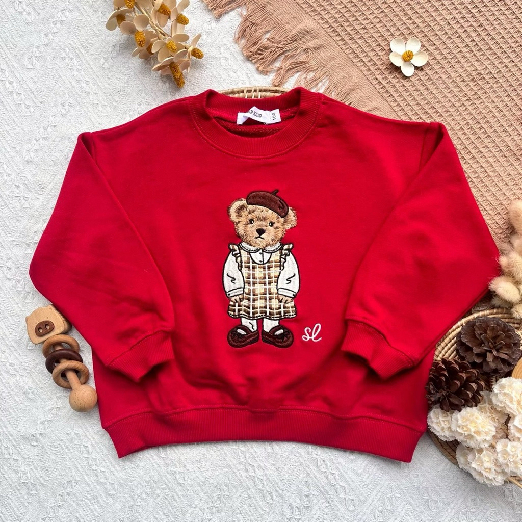 เสื้อผ้าเด็ก เสื้อสเวตเตอร์ แขนยาวสีแดงปักน้องหมียืน**FF37