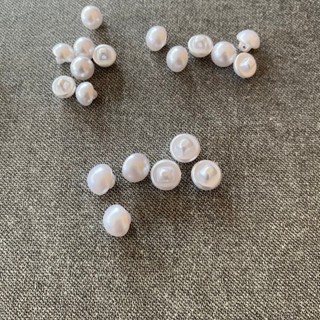 กระดุมมุกสีขาว กระดุมแฟชั่น ขนาดเบอร์12L-14L-16L-20L 24ชิ้น …