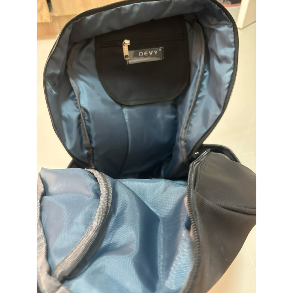 กระเป๋ามือสองกระเป๋าเป้สะพายไหล่DEVY “ส่งฟรีค่ะ” สามารถสอบถามได้ค่ะ
