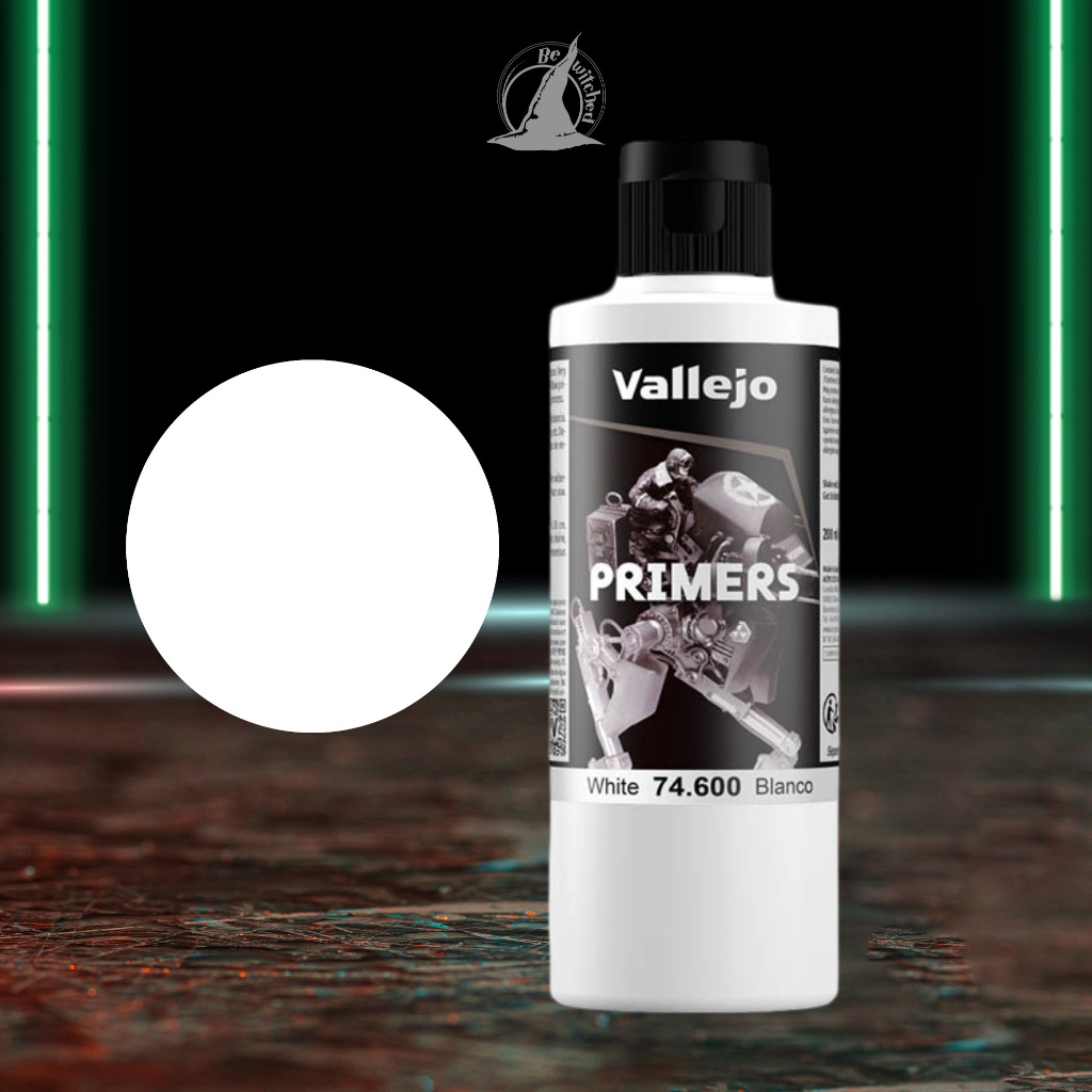 74600 Vallejo Primers : White (200 ml.) Bewitched