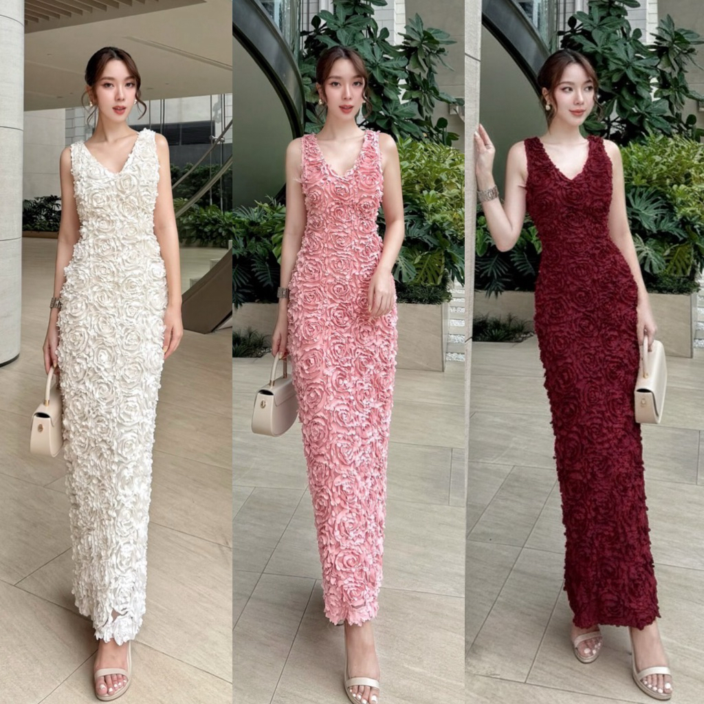 LA LA BELLE•แม็กซี่เดรสผ้าดอกไม้สามมิติฟูๆทั้งชุดคอวีแขนกุดเข้ารูปเข้าทรง ทรงสิบยาวผ่าหลัง