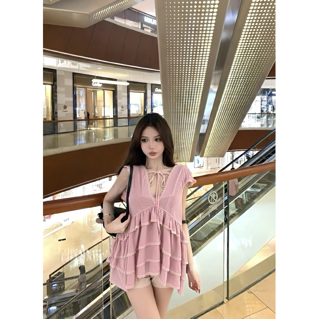 GMT : Swan (พร้อมส่ง SML)ชุดเซทเสื้อสีชมพูแต่งขอบลูกไม้+ขาสั้นครีม - รูปที่ 4