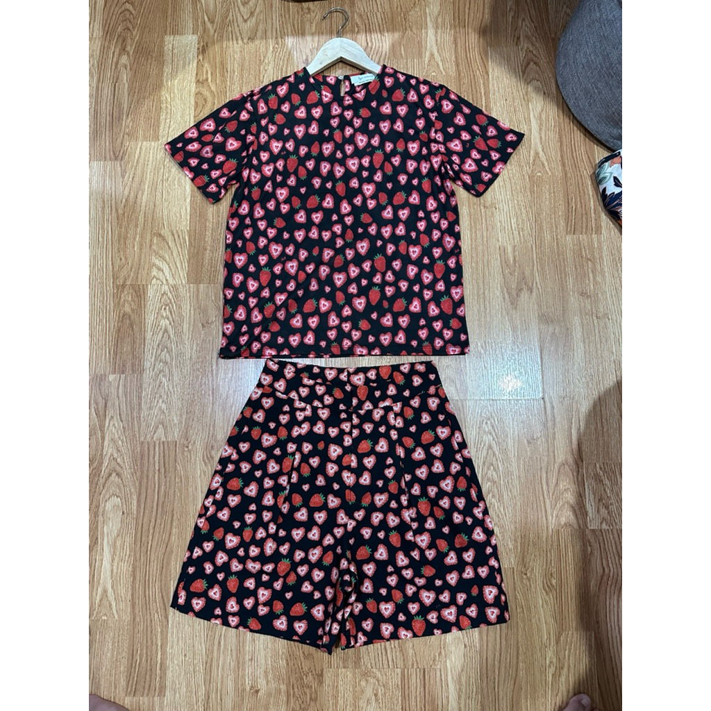 Lyn around size xs ชุดเซ็ต