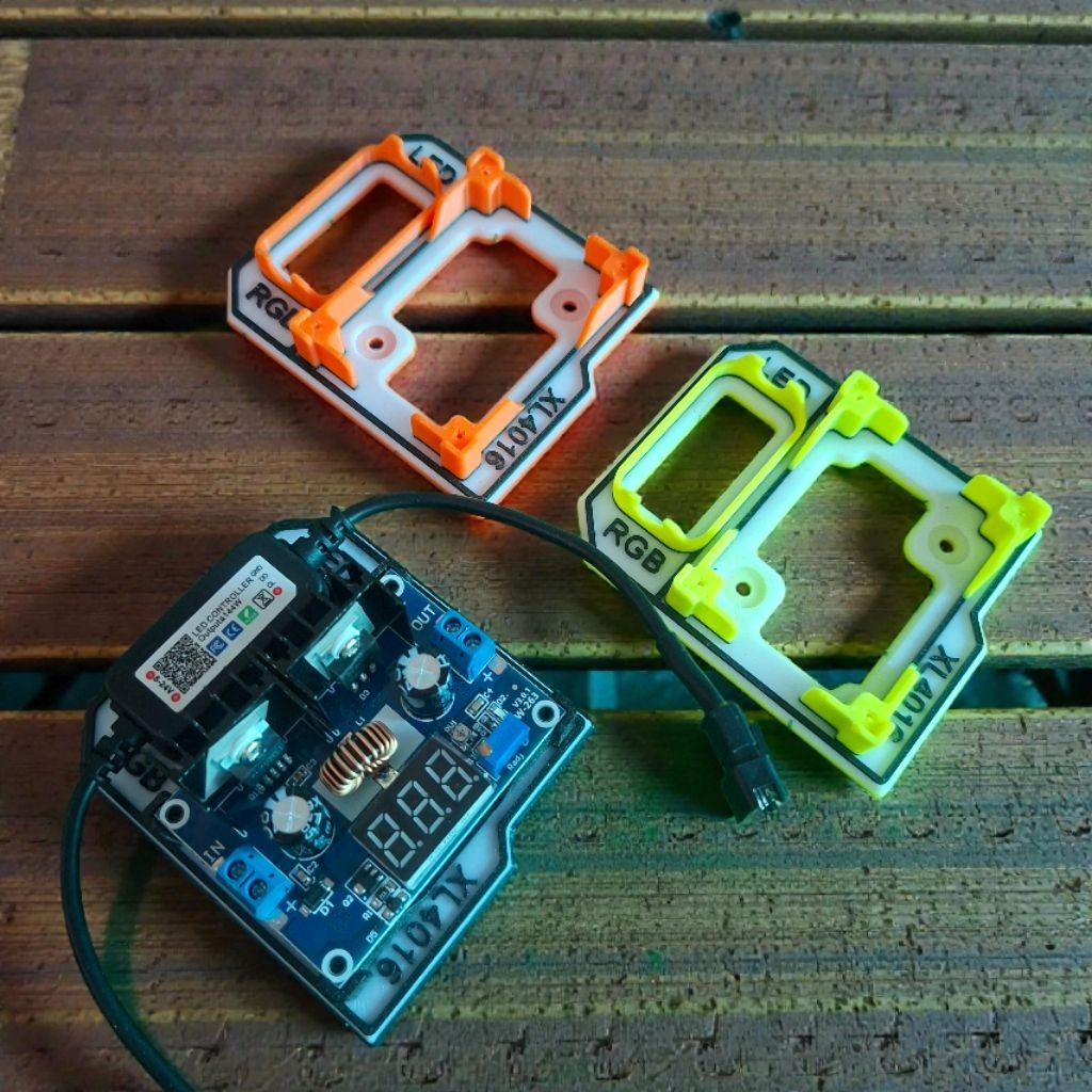 ฐานยึดสเต็ปดาวXL-4016+กล่องครอบคุมไฟRGB