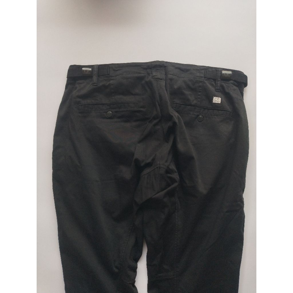 กางเกงขายาว C.P.COMPANY มือสอง