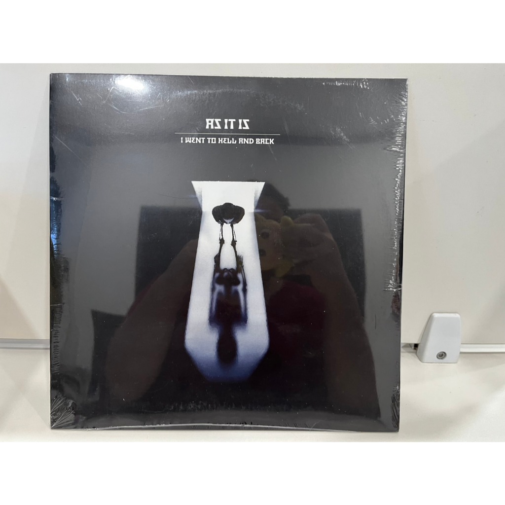 1LP Vinyl Records แผ่นเสียงไวนิล   AS IT IS I WENT TO HELL AND BACK  (E9F2)