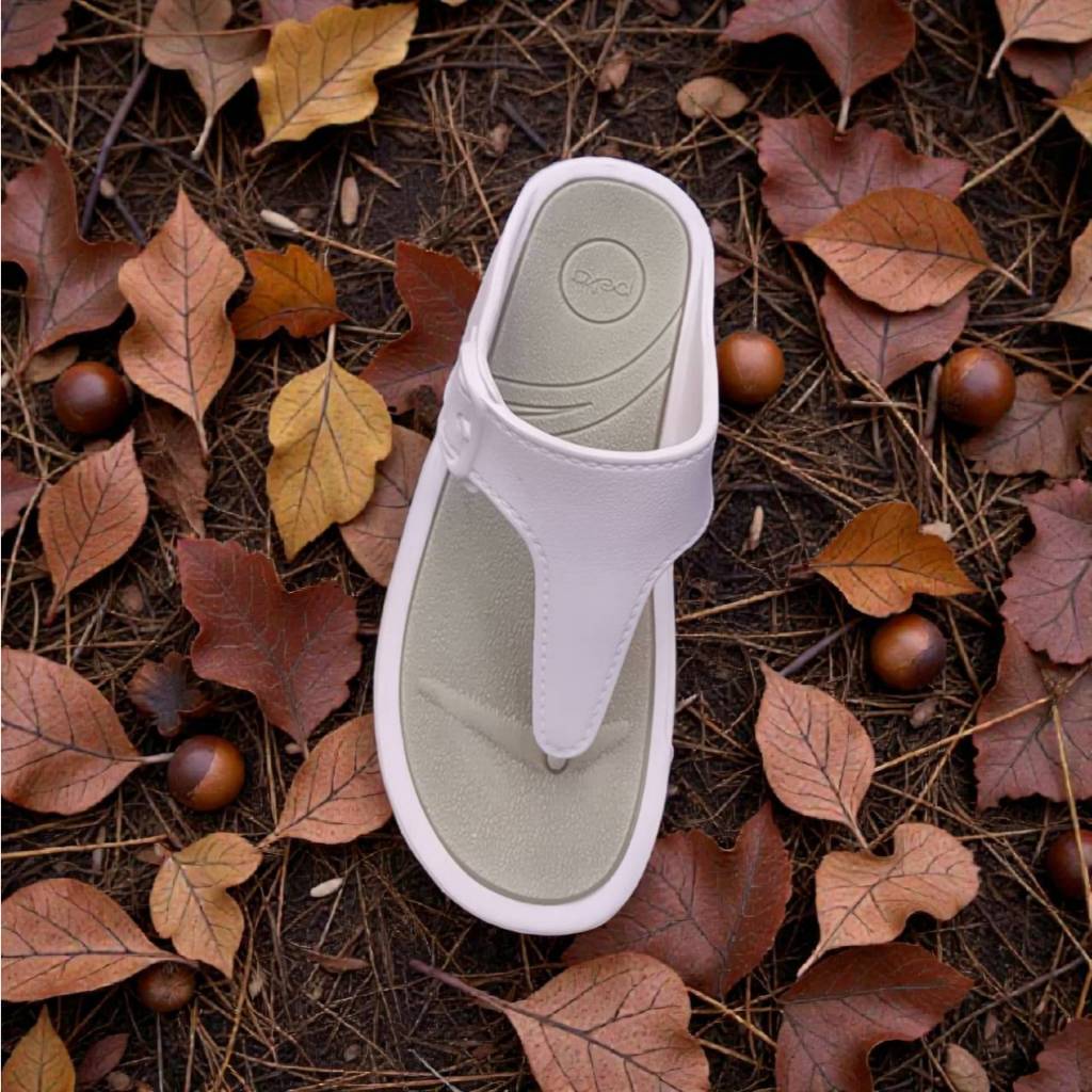Peak ปีก้า 445 รองเท้าแฟชั่่นสตรี ยี่ห้อ peak รุ่น 445 Size 36-40  บริการส่งด่วน