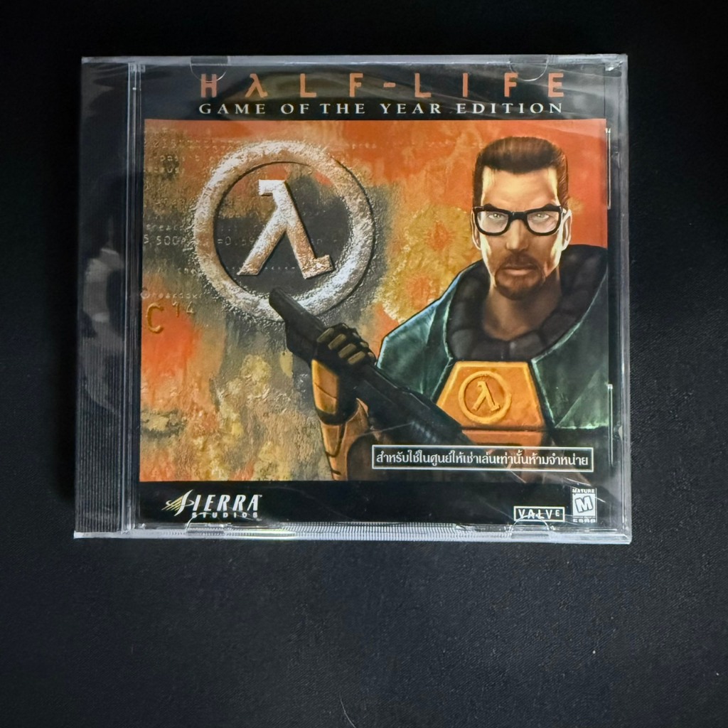 แผ่นเกมส์ Half-Life : Game of the Year Edition (PC CD-ROM)