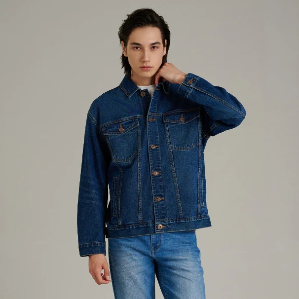 Mc JEANS (แม็คยีนส์) เสื้อแจ็คเก็ตยีนส์ผู้ชาย เสื้อแจ็คเก็ตยีนส์ ทรงรีแลค มีให้เลือก 2 สี MJAZ052