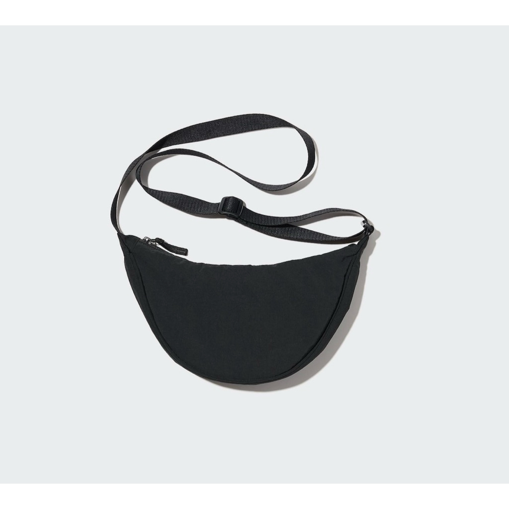 Uniqlo round mini shoulder bag กระเป๋า มือ 1 ของแท้💯 shop ไทย พร้อมส่ง