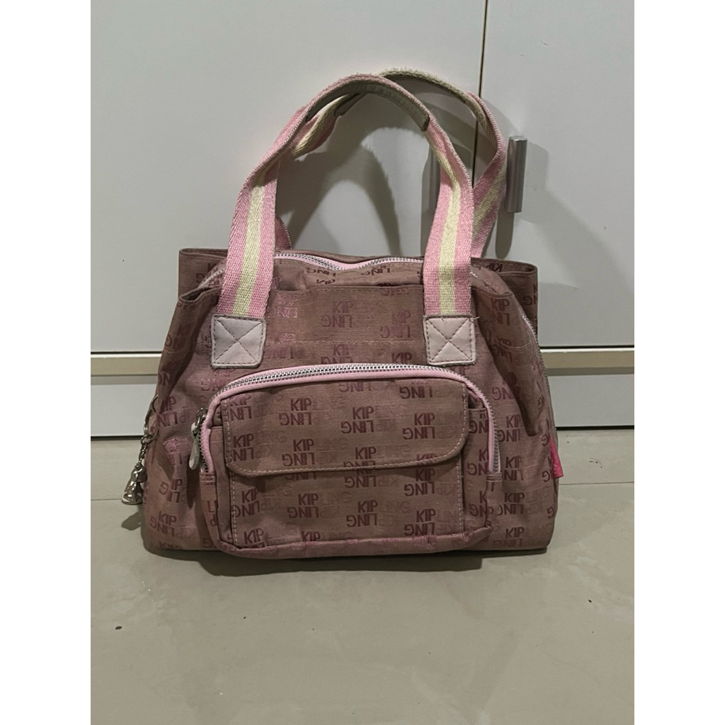 กระเป๋าถือkiplingมือสอง