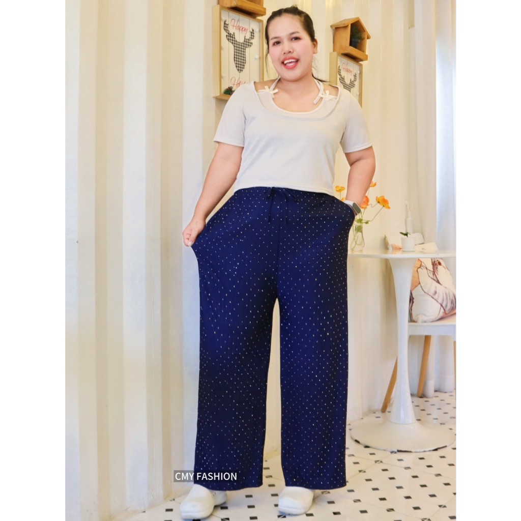 กางเกงขายาว ไซส์ใหญ่ ทรงขากระบอกใหญ่ เอวยางยืด ดีเทลติดเพชร ผ้าย่นลายเปลือกไม้ เนื้อผ้ายืดหยุ่น ใส่แล้วพรางหุ่น pb9887# - รูปที่ 4