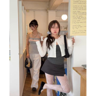 MELT.INMOMENTS Muse Skirt กระโปรงสั้น มีซับในกางเกง