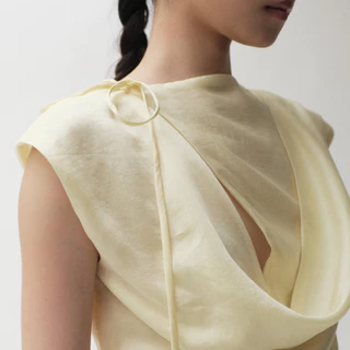 She Knows Atelier - Hurr Blouse เสื้อเบลาส์ เปิดหลัง XS-XL