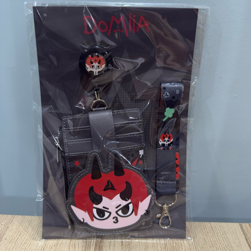 <พร้อมส่ง> DOMIIA LEATHER MULTI CARD HOLDER WITH STRAP #domiia #PerthSanta #Perth #Santa